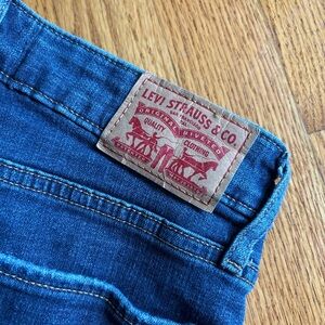 Levi's women’s Denim Jeans in Deep Blue